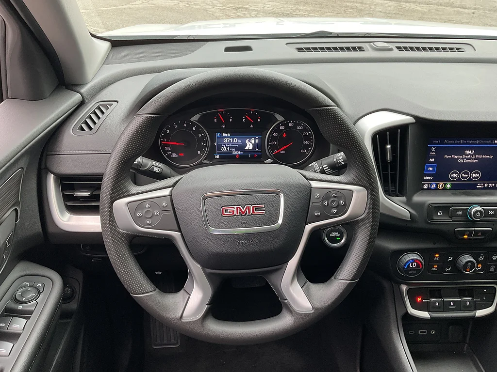 Used 2024 Summit White GMC SLE image 11
