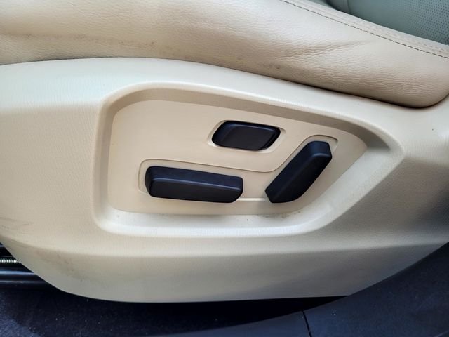 Used 2022 Blue Mazda Touring image 11