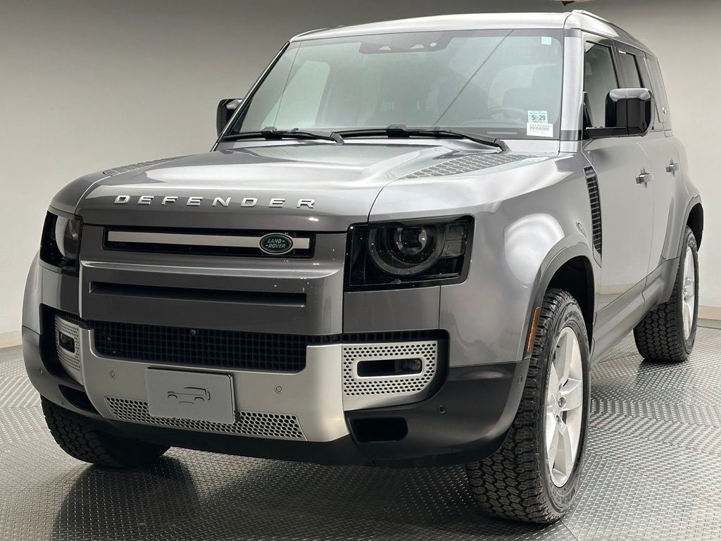 Used 2024 Eiger Gray Metallic Land Rover S image 1