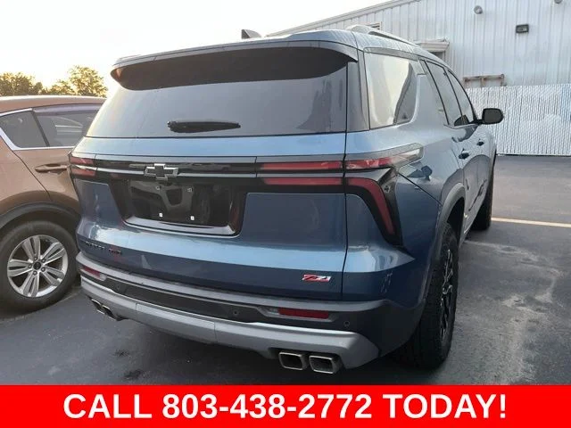 Used 2025 Blue Chevrolet Z71 image 4
