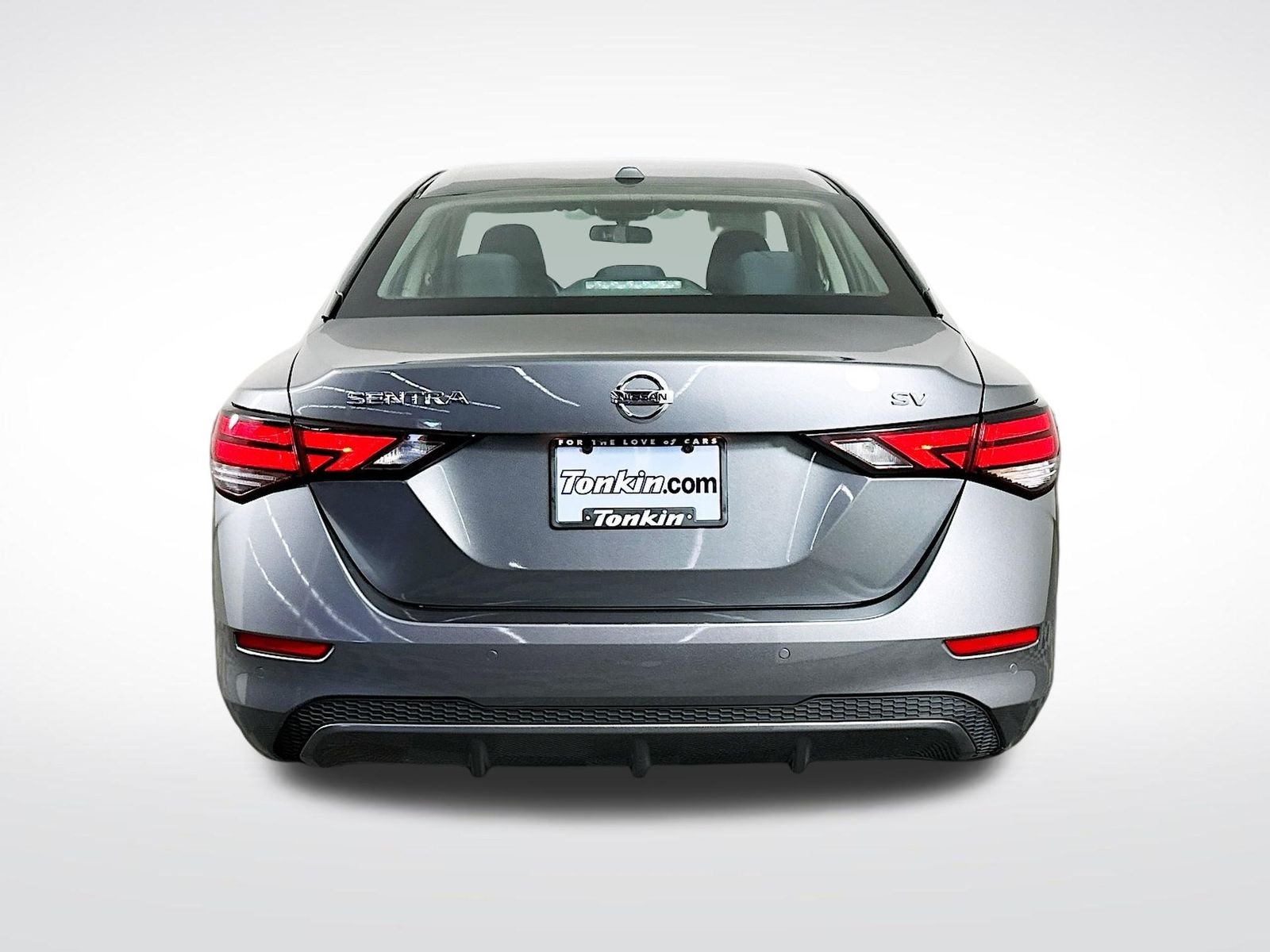 Used 2023 Gun Metallic Nissan SV image 7