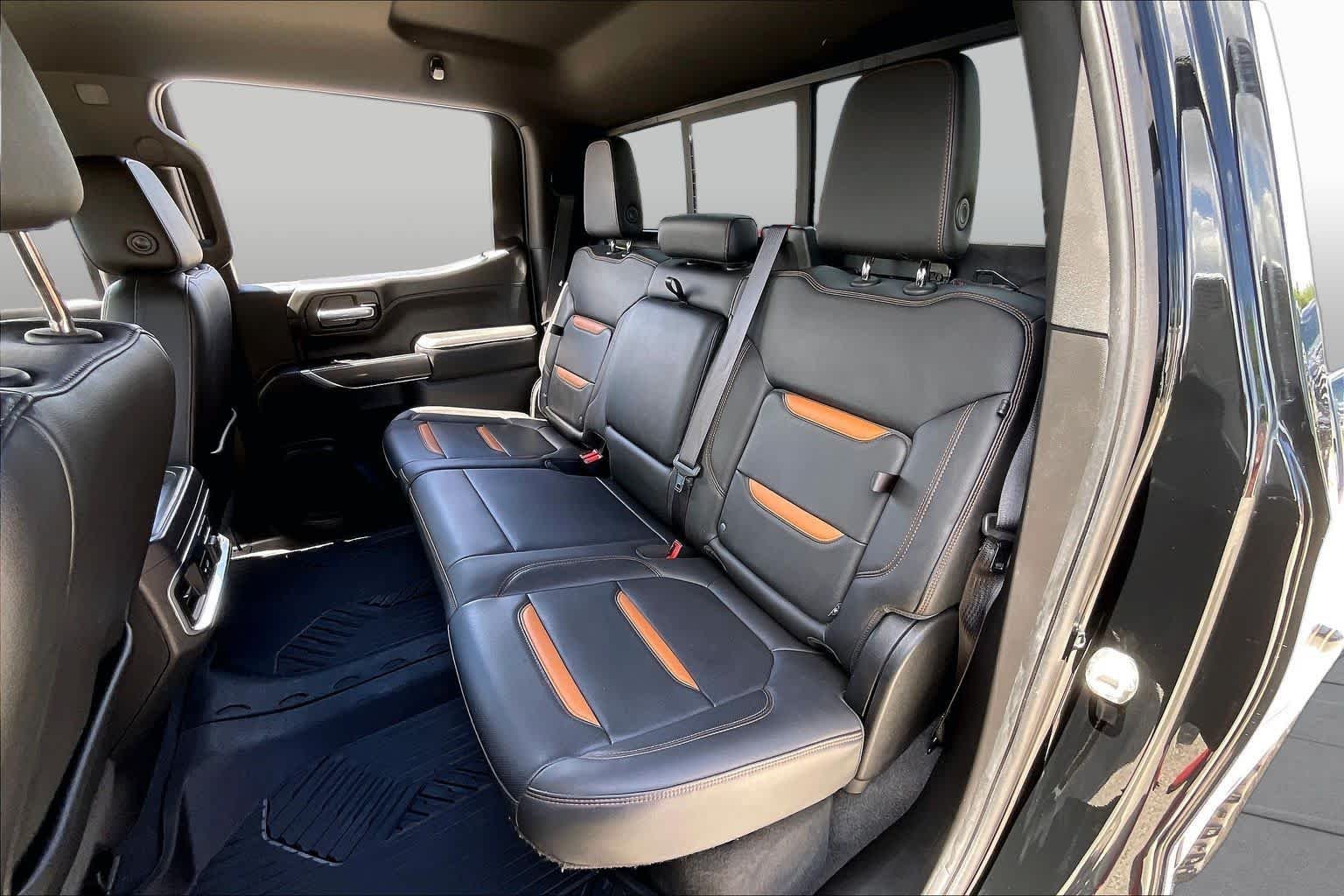 Used 2020 ONYX BLACK GMC AT4 image 16