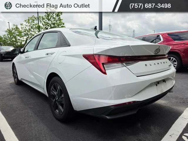 Used 2023 Lunar White Hyundai Blue image 4