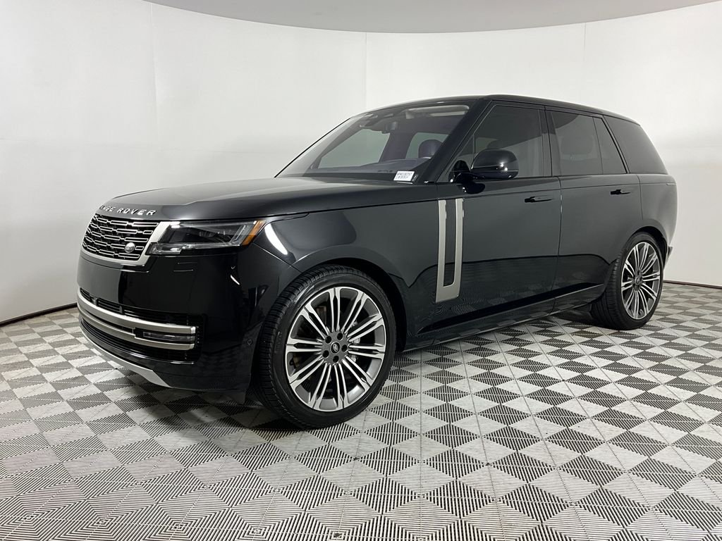 Used 2023 Santorini Black Metallic Land Rover SE image 1