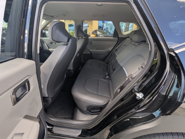 New 2027 Aurora Black Pearl Kia EX image 14