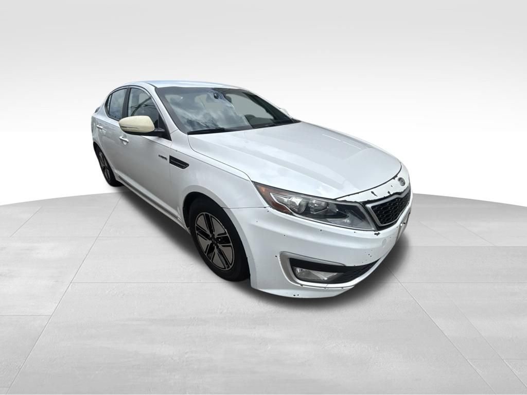 Used 2013 Black Kia LX image 9
