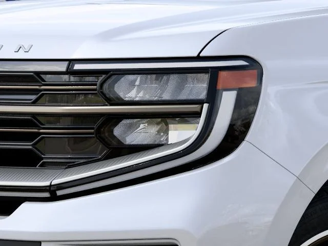 New 2027 Star White Metallic Tri-Coat Ford King Ranch® image 43