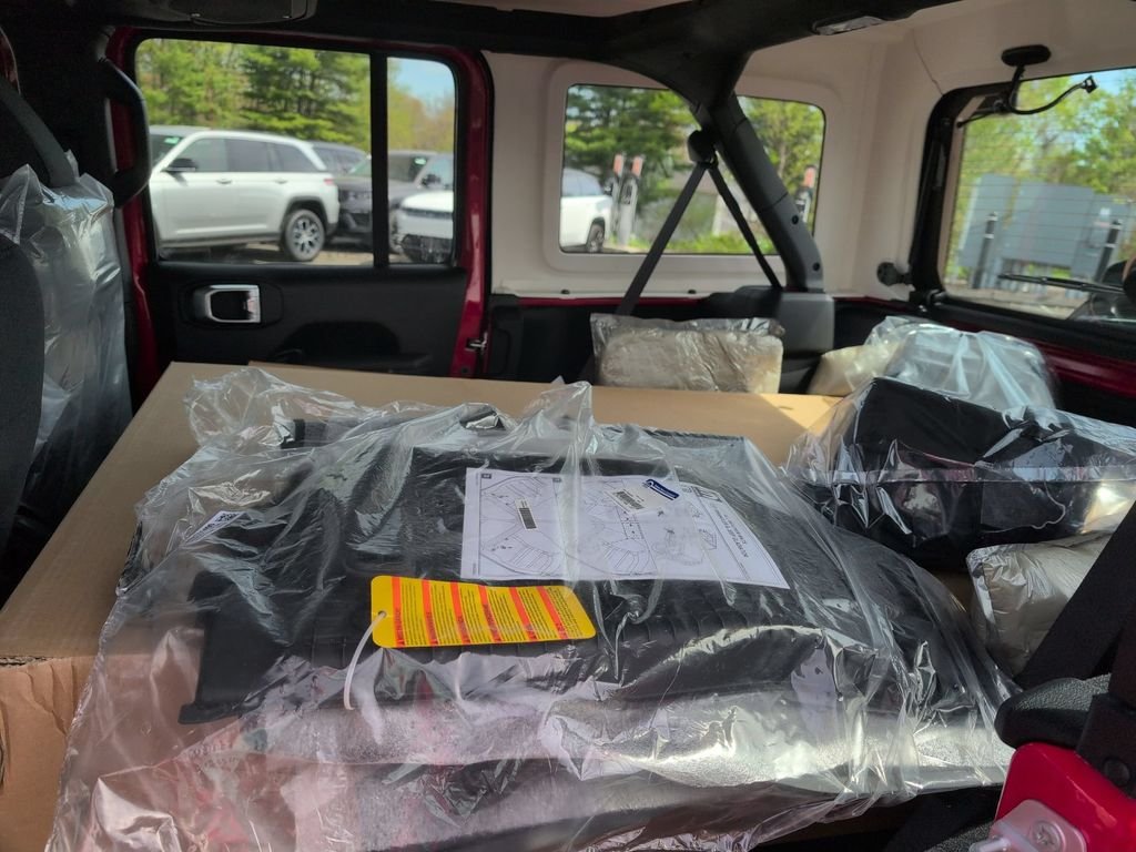 New 2026 Firecracker Red Clear-Coat Exterior Paint Jeep Sport image 18