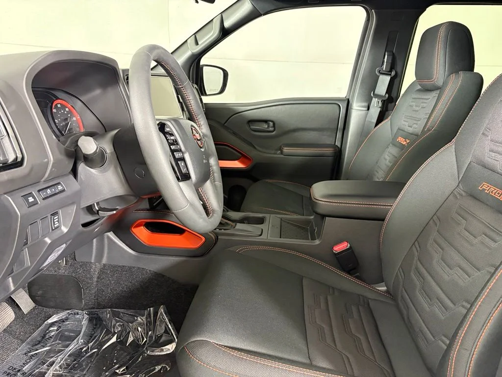 New 2026 Glacier White Nissan Crew Cab PRO-X® image 21