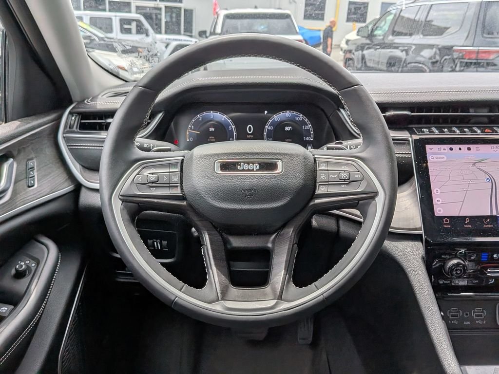 Used 2023 Silver Jeep Limited image 16