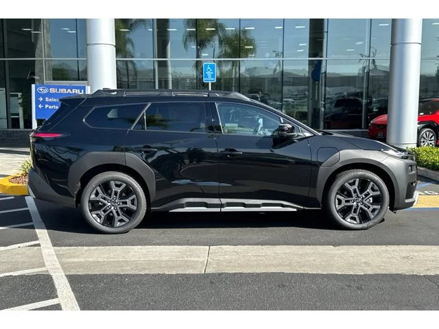 New 2027 CRYSTAL BLACK SILICA Subaru Limited image 29