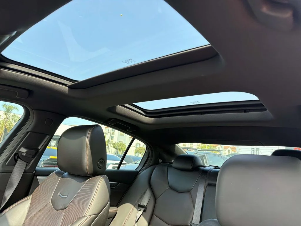 Used 2020 Royal Spice Metallic Cadillac V-Series image 12