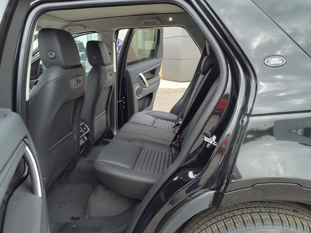 Used 2025 Santorini Black Land Rover S image 11