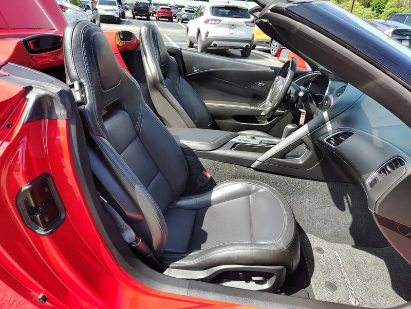 Used 2017 Red Chevrolet Stingray image 29