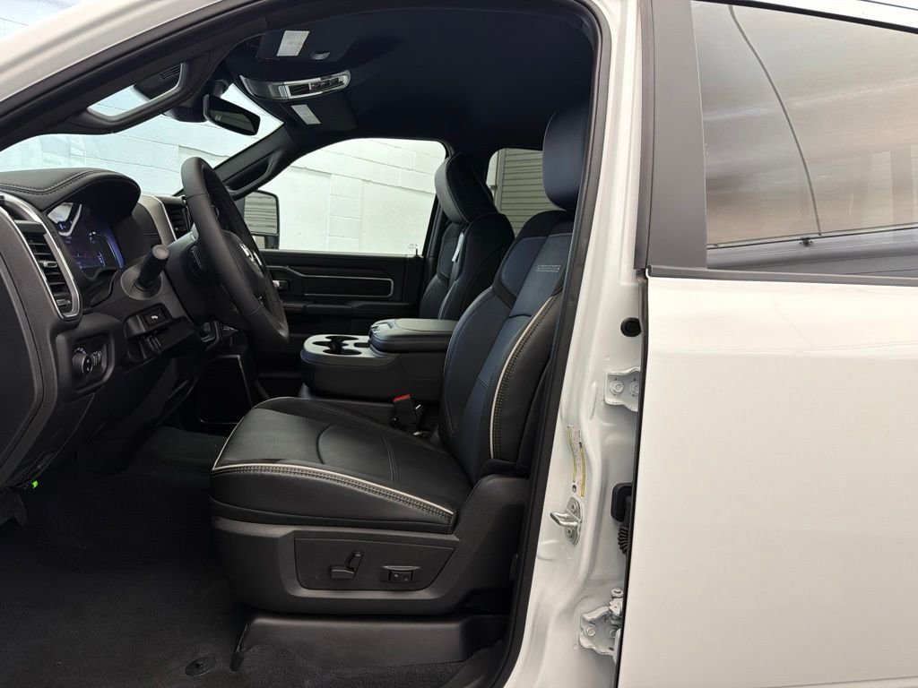 New 2026 Bright White Clear-Coat Exterior Paint RAM Laramie image 19
