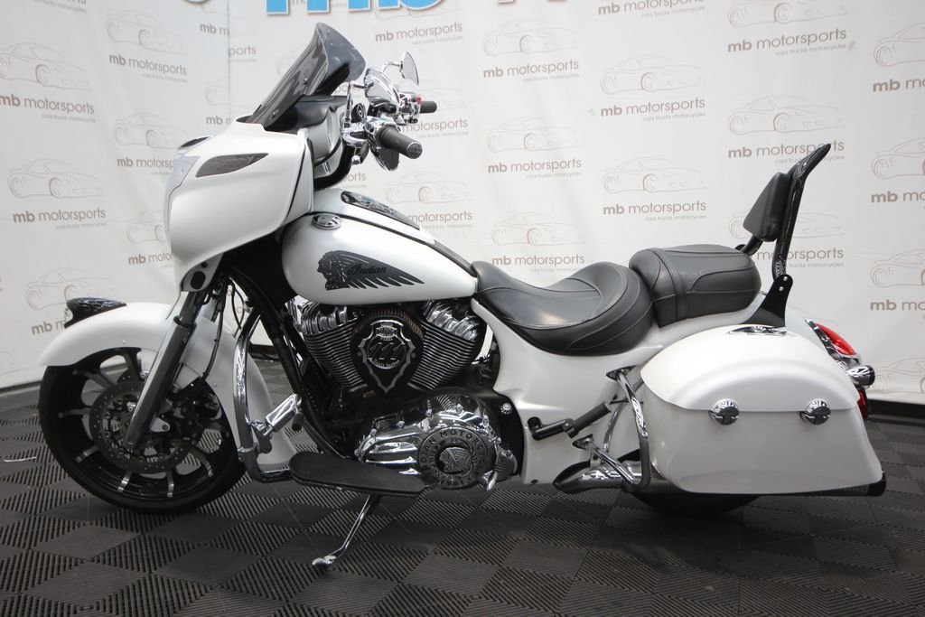 Used 2017 White Indian N17TCNAAAS image 3