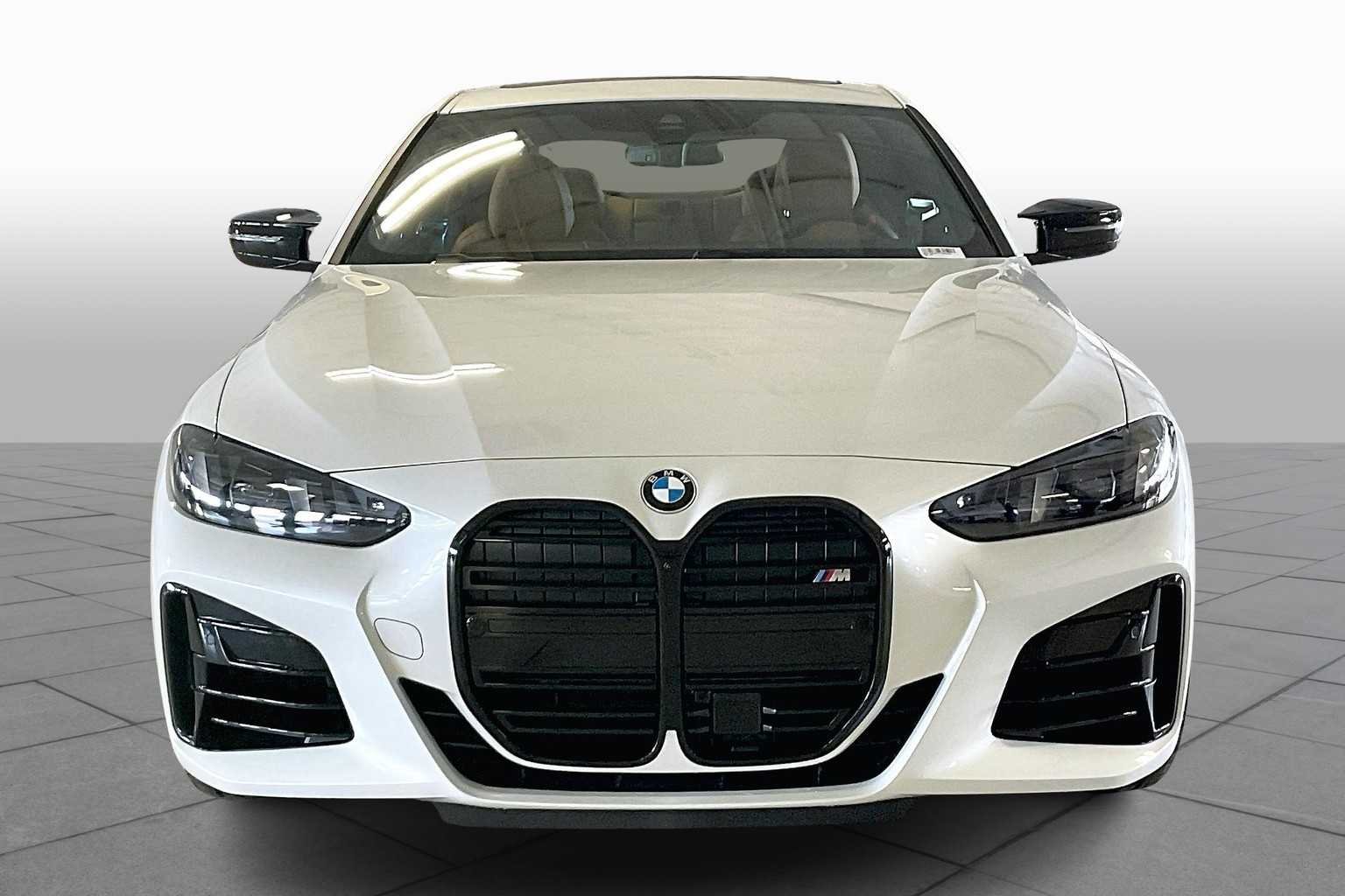 Used 2026 Mineral White Metallic BMW M440i image 3