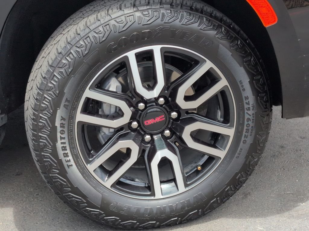 Used 2024 Black GMC AT4 image 23