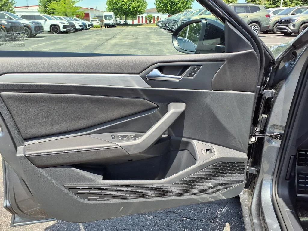 New 2026 Platinum Gray Metallic Volkswagen 1.5T Sport image 9