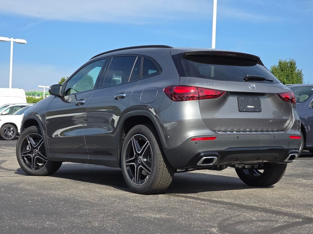 New 2026 Mountain Grey Metallic Mercedes-Benz GLA 250 image 16