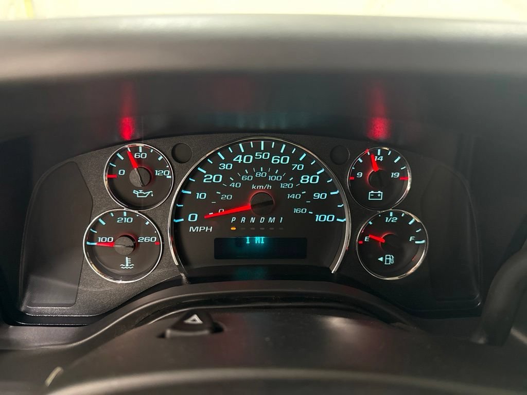 2026 Chevrolet Express Cargo Work Van - Photo 11
