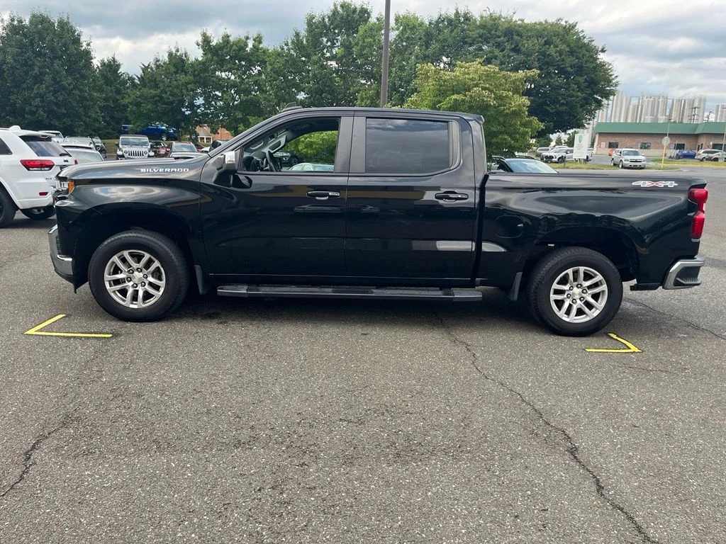 Used 2019 Black Chevrolet LT image 4