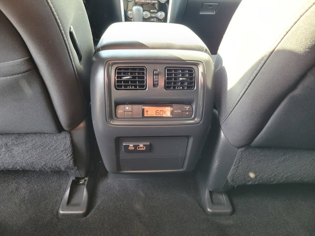 2019 Nissan Pathfinder S - Photo 19