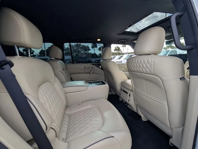 Used 2024 White INFINITI Sensory image 14