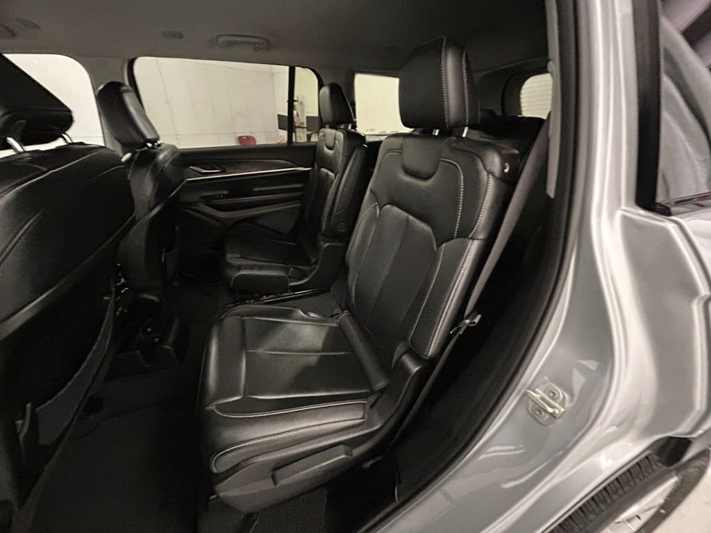 Used 2023 Silver Jeep Limited image 19