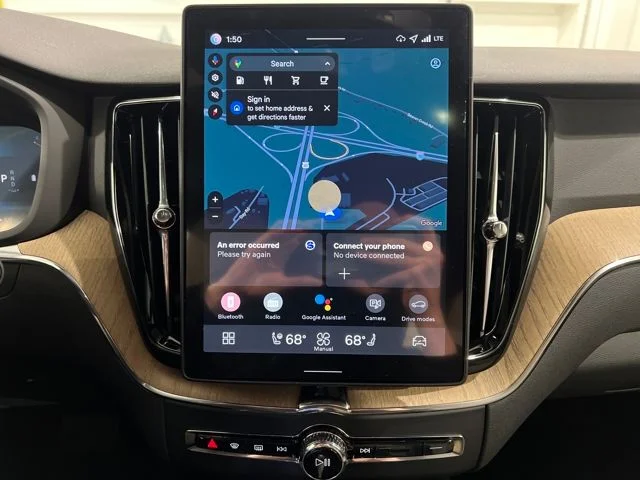 2026 Volvo XC60 Plus - Photo 16