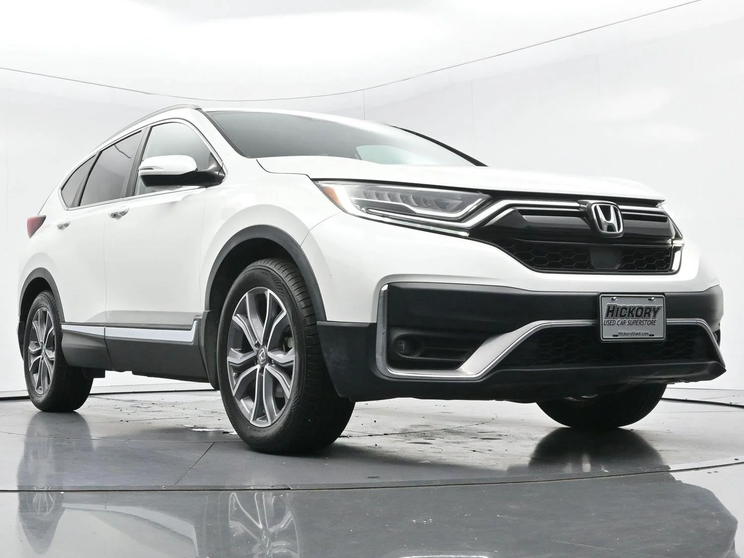 Used 2020 Platinum White Pearl Honda Touring image 45