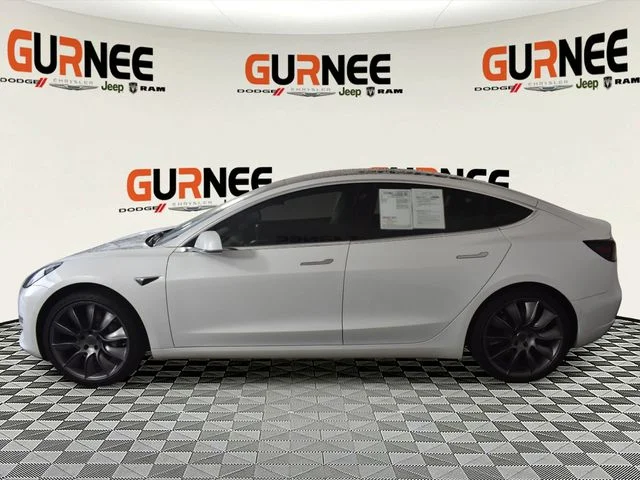 Used 2018 White Tesla Long Range image 4