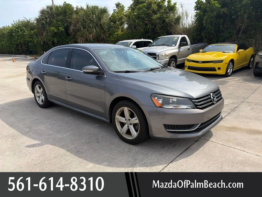 2014 Volkswagen Passat 1.8T SE w/Sunroof Auto PZEV's photo