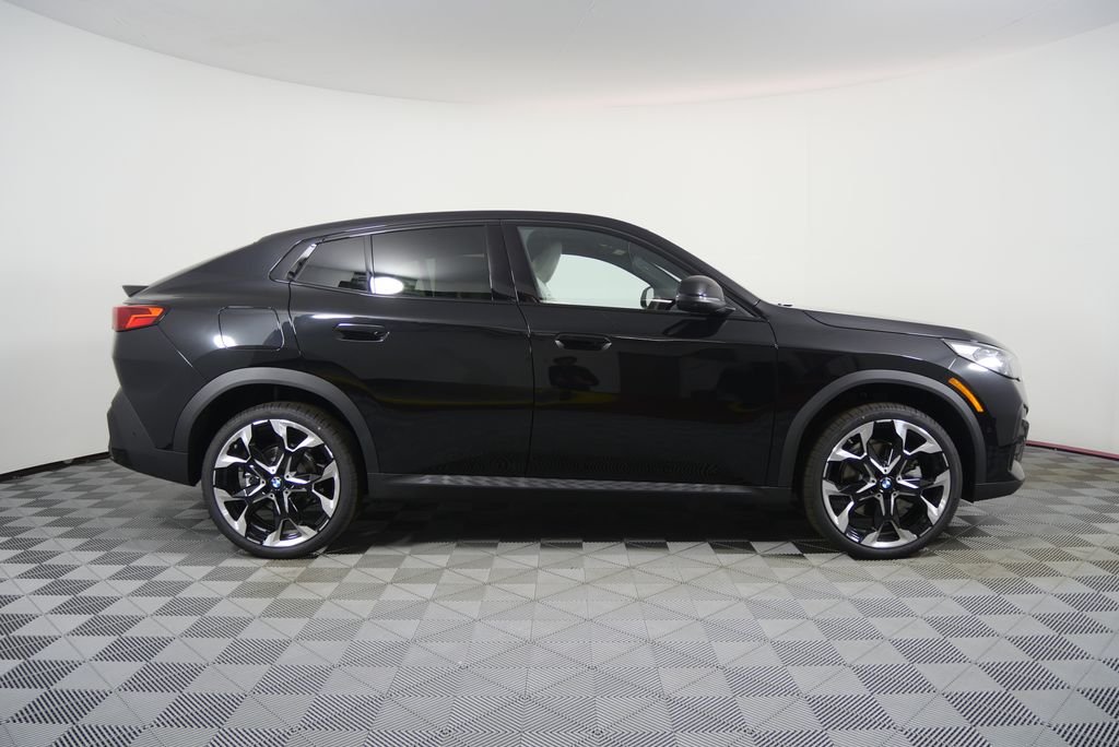 New 2026 Black Sapphire Metallic BMW xDrive28i image 2