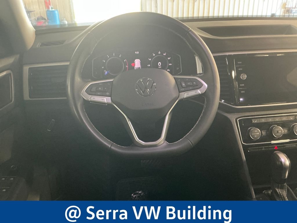 Used 2023 Pure White Volkswagen 3.6L V6 SE w/Technology image 19