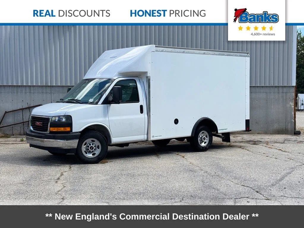 New 2026 Summit White GMC 1WT image 1