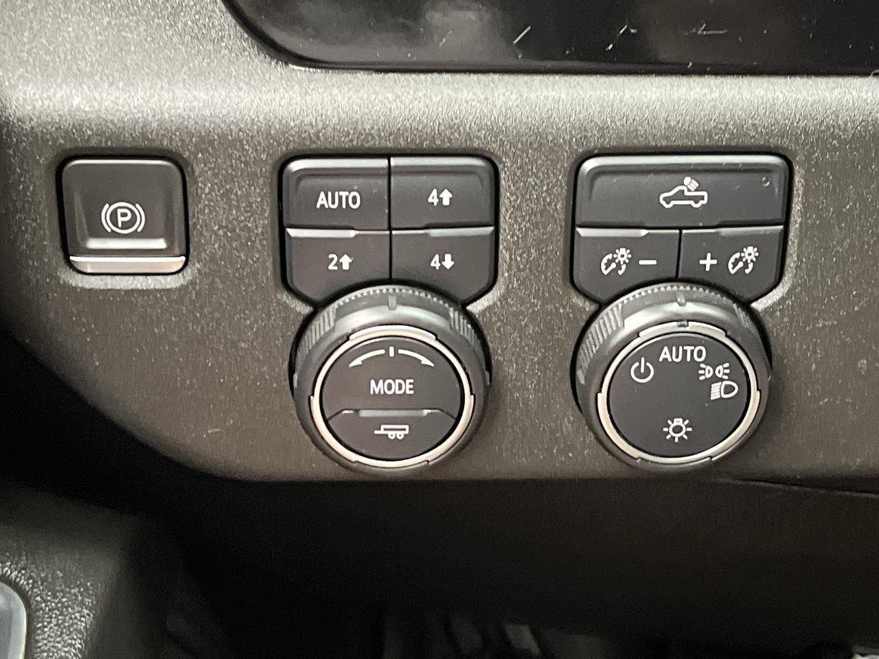 2022 Chevrolet Silverado 1500 LT - Photo 15