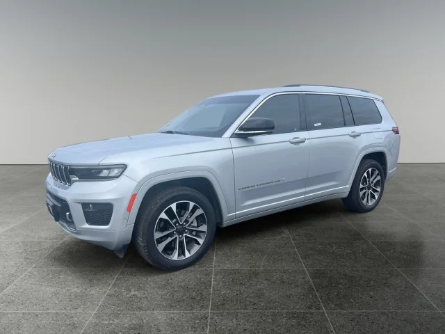 2021 Jeep Grand Cherokee L Overland's photo