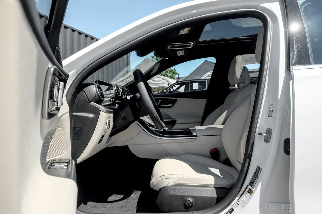 New 2026 Polar White Mercedes-Benz C 300 image 11