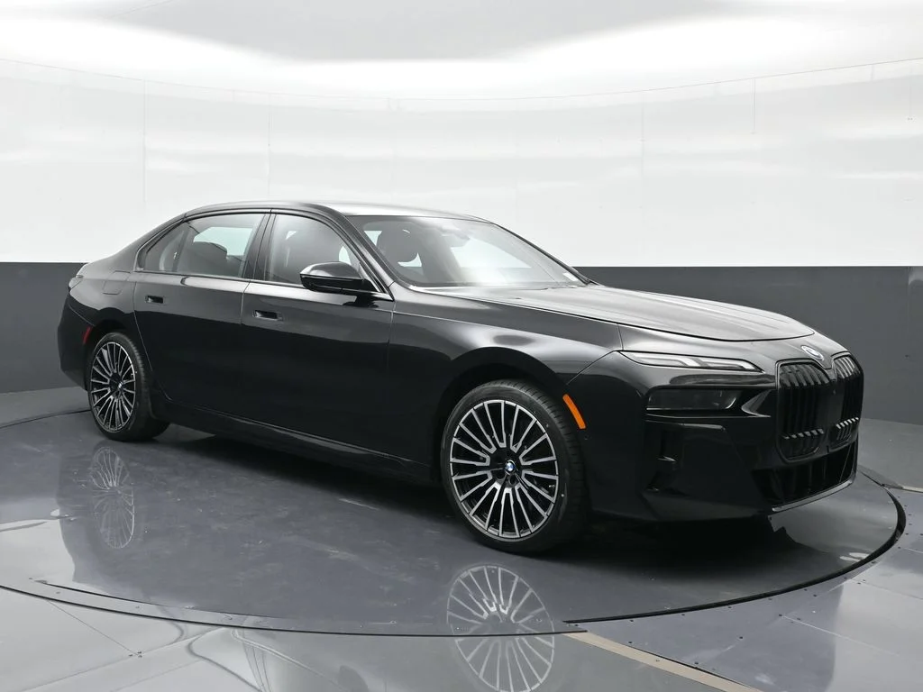 2025 BMW i7 50 - Photo 10
