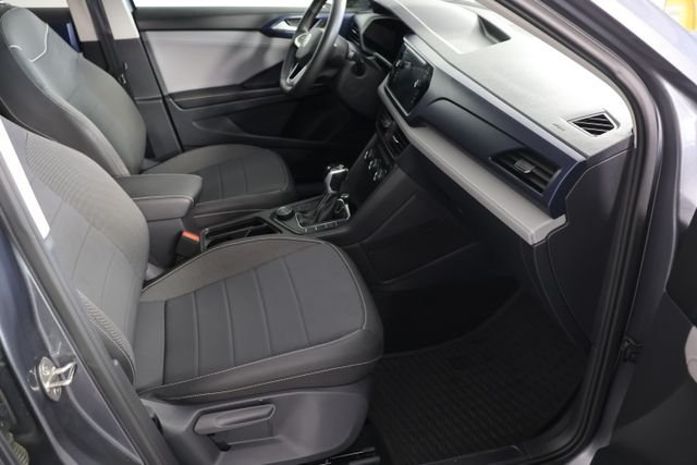 Used 2024 Gray Volkswagen 1.5T SE image 24