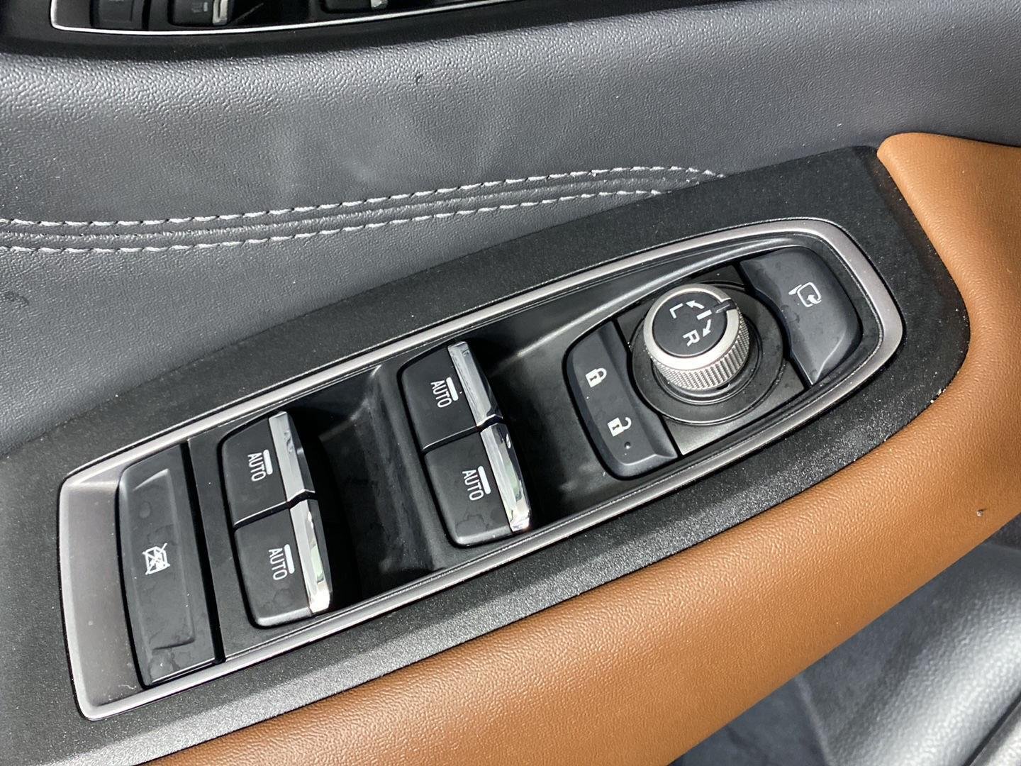 Used 2024 Autumn Green Metallic Subaru Touring image 27