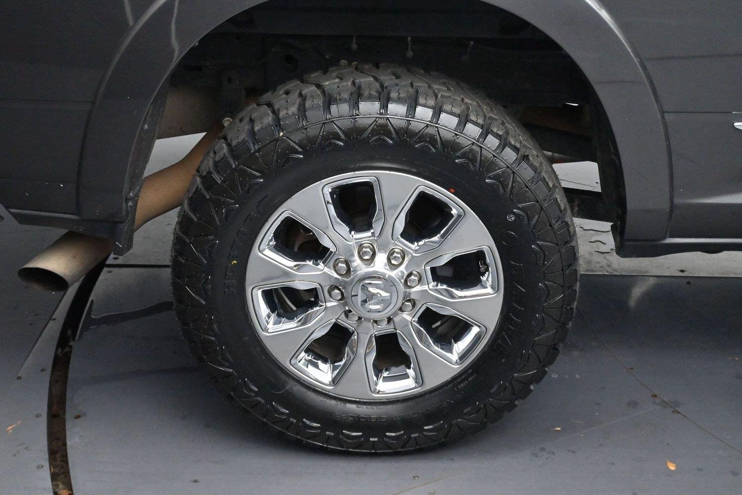 Used 2020 Granite Crystal Metallic Clearcoat Ram Limited image 39