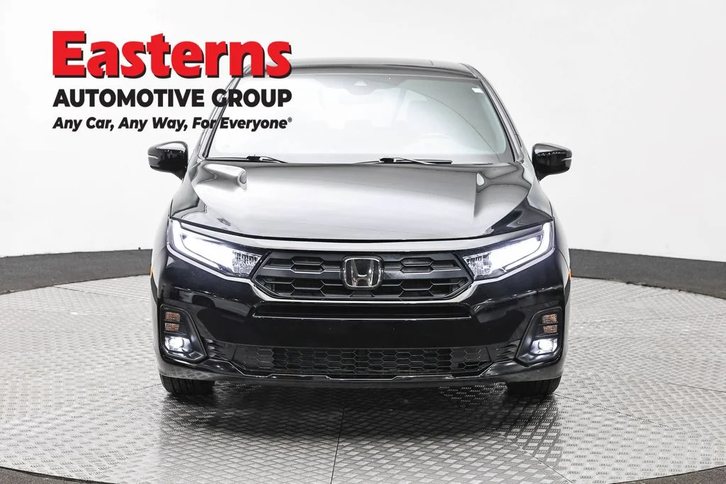 Used 2025 Black Honda Sport-L image 2