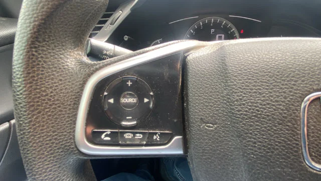Used 2018 Gray Honda LX image 15