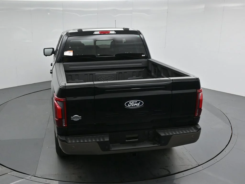 New 2026 Agate Black Metallic Ford King Ranch image 41