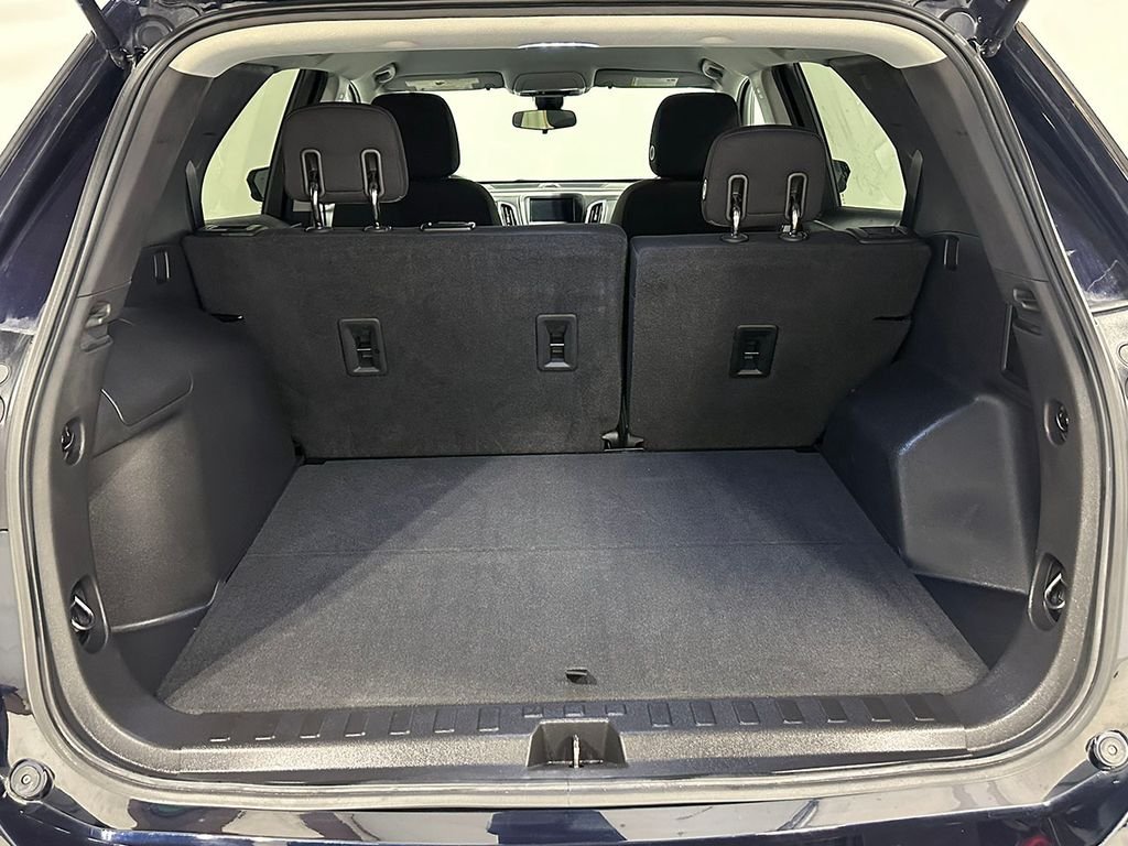 Used 2020 Blue Chevrolet LT image 5