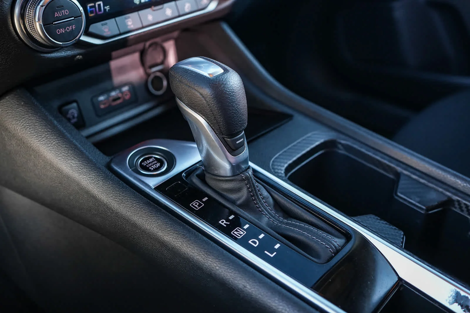 Used 2025 Super Black Nissan SV image 19