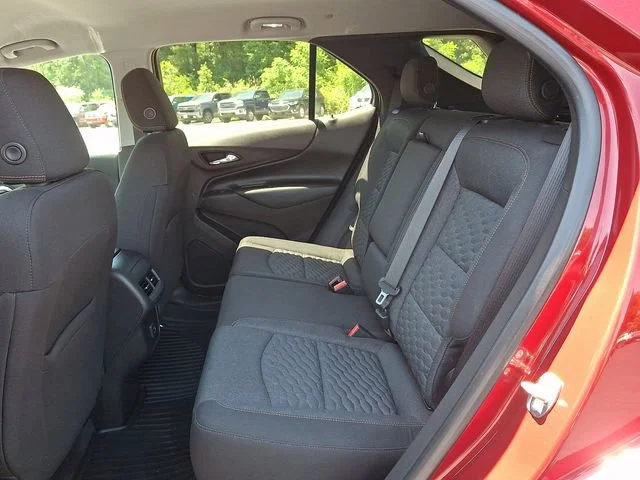 Used 2019 CAJUN RED TINTCOAT Chevrolet LT image 10
