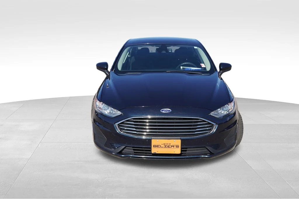 Used 2020 Blue Ford SE image 12